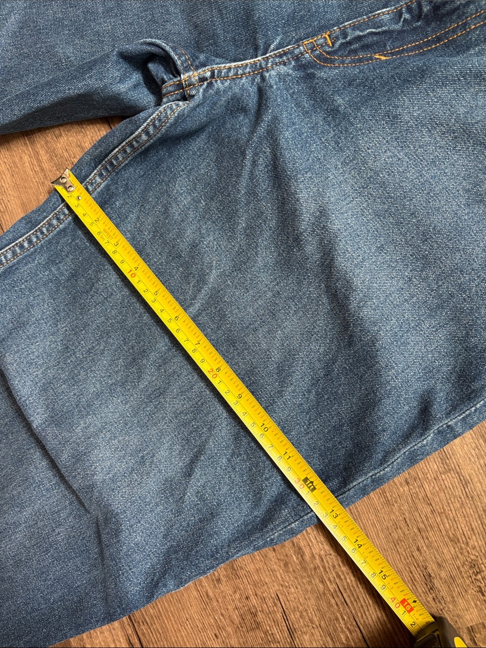 Weekday High-Rise Loose Jeans in Blue Denim - Picture 10 of 12